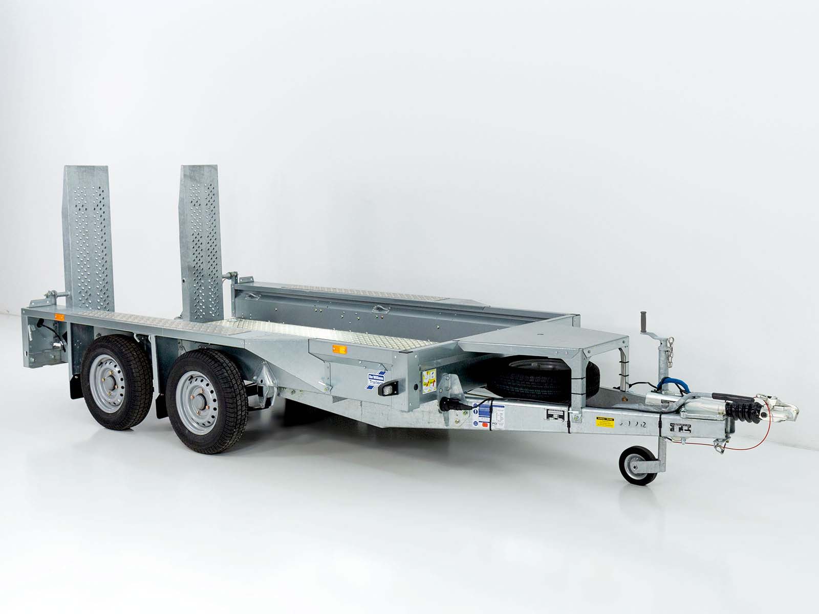16-bauman-6-2.jpg Ifor Williams Baumaschinenanhänger GX105 157×303 2,7t | Einzelrampen | Aluboden-Neu – Image 1