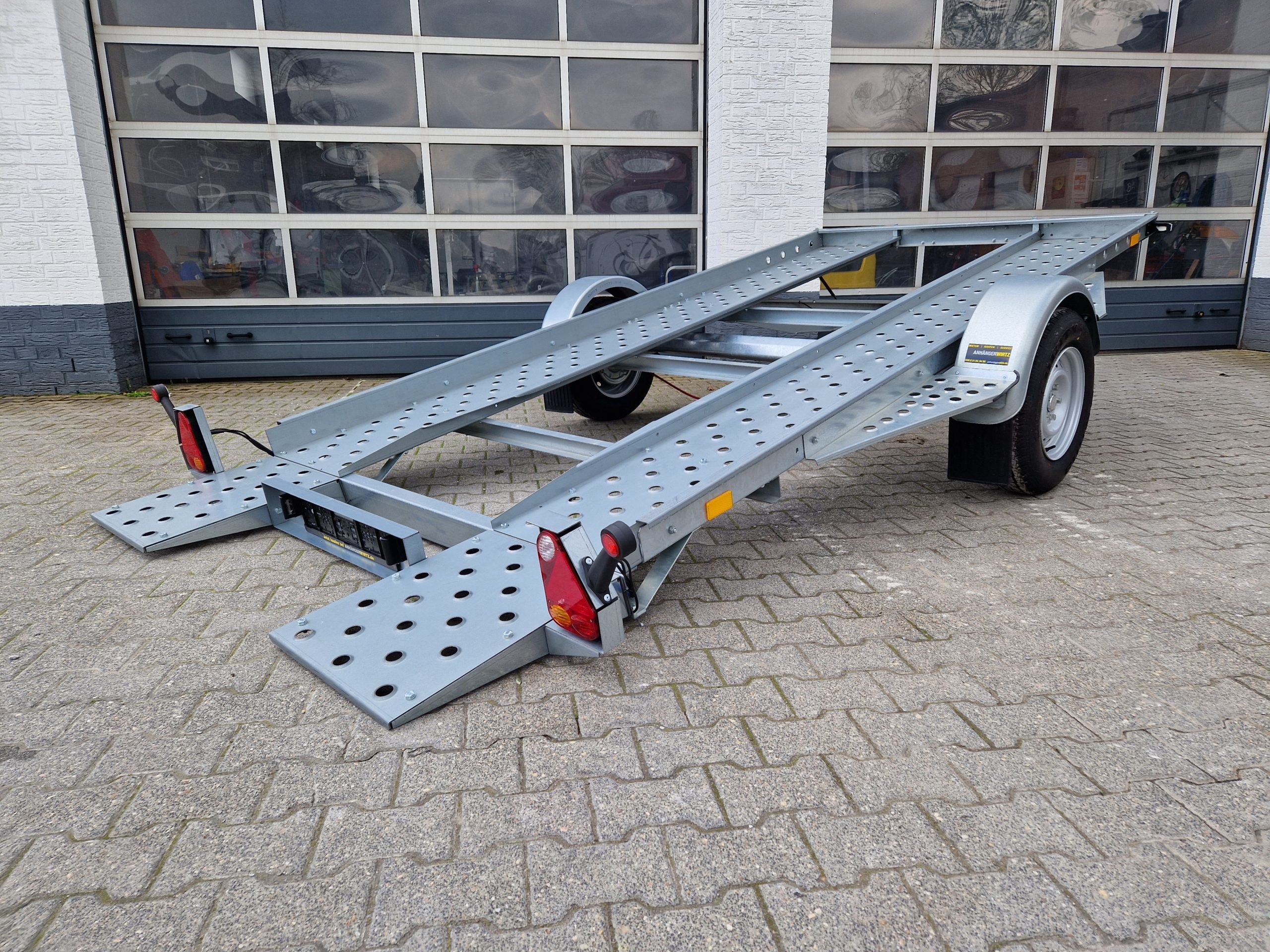 20230416_135927-1-scaled-1.jpg Kleinfahrzeug Transporter easyload Daytona 1800 362x180cm 1800kg Modell 2025 – Image 1