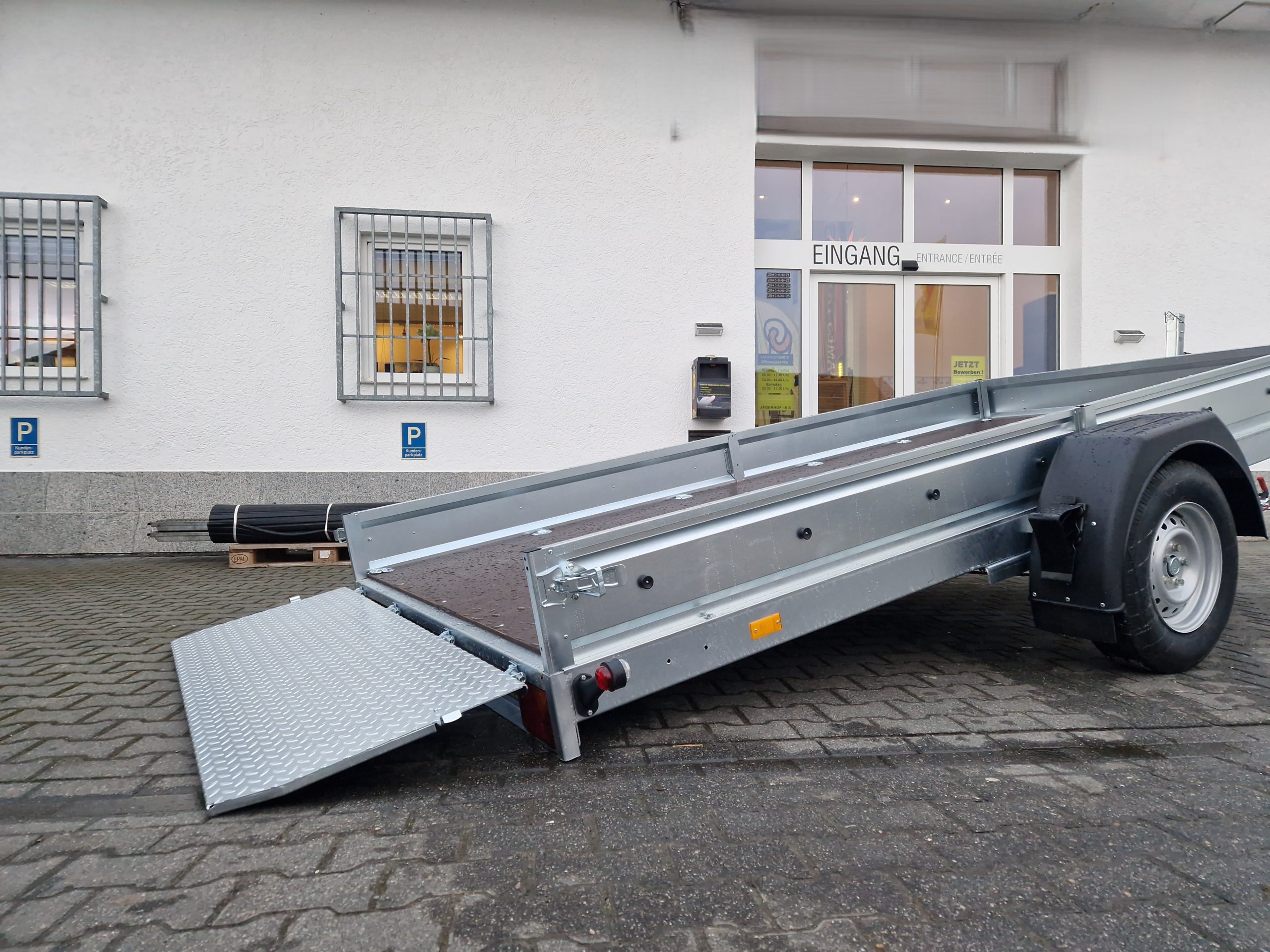 20250206_163813-3-scaled-1.jpg Kleinfahrzeug Universal Transporter Multi XL easyload UNI N18-380m18 (L) 1800kg Modell 2025 – Image 1