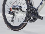 Trek Madone SL 7 Matte Lunar Silver – Image 5