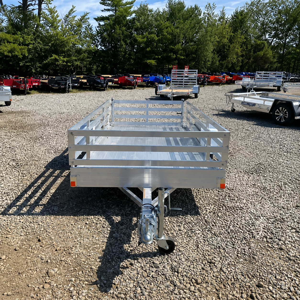 63A.png Bear Track 5,5 × 10 Aluminium-Hochlader 2.2K mit 3-Schienen-Kit (Modell 2026) – Image 1