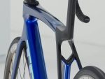 Trek Madone SL 5 Gen 8 Hex Blue – Image 5