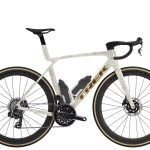 Trek Madone SLR 7 AXS Era White/Supernova Marble 2026
