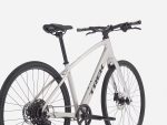 Trek FX 3 Gen 4 Lunar Silver 2027 – Image 2