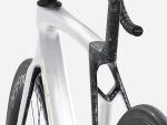 Trek Madone SL 6 AXS Gen 8 Crystal White/Smoke 2026 – Image 4