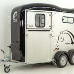 Cheval Liberte Pferdeanhänger Touring One 1,5er|Pullman-Fahrwerk|Frontausstieg|schwarz-Neu