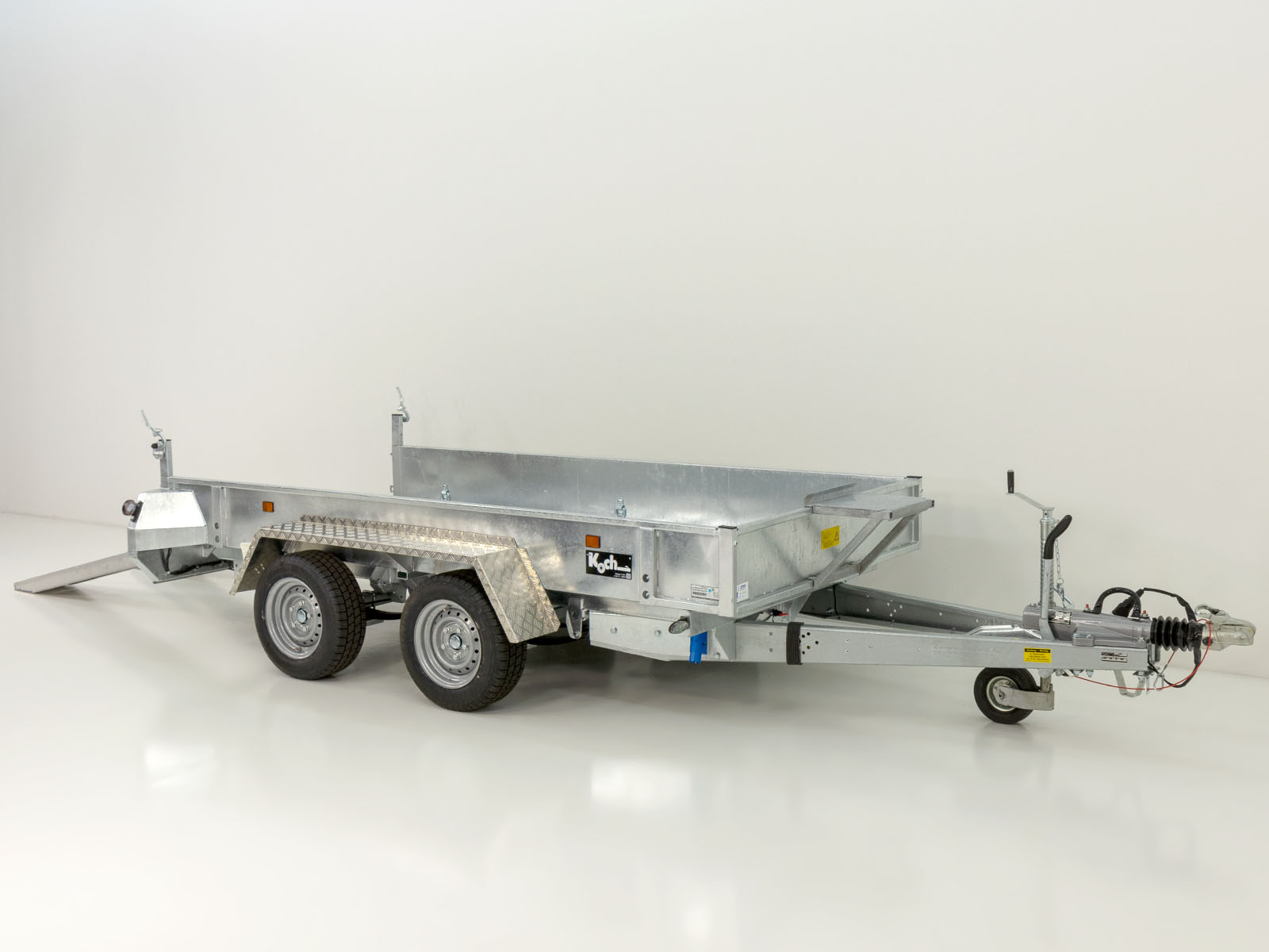 7-ruckw-6-1.jpg Variant Heckkipper 150x300cm 3,5t | E-PumpeVariant Heckkipper 150x300cm 3,5t | E-Pumpe - Neu – Image 1