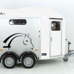 Cheval Liberte Pferdeanhänger GOLD 3|Premium|Pullman 2|Sattelkammer|weiß-Neu