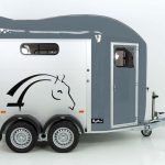 Cheval Liberte Pferdeanhänger GOLD 3|Premium|Pullman 2|Sattelkammer|grau-Neu