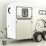 Cheval Liberte Pferdeanhänger Touring One 1,5er|Pullman-Fahrwerk|Frontausstieg|weiß-Neu