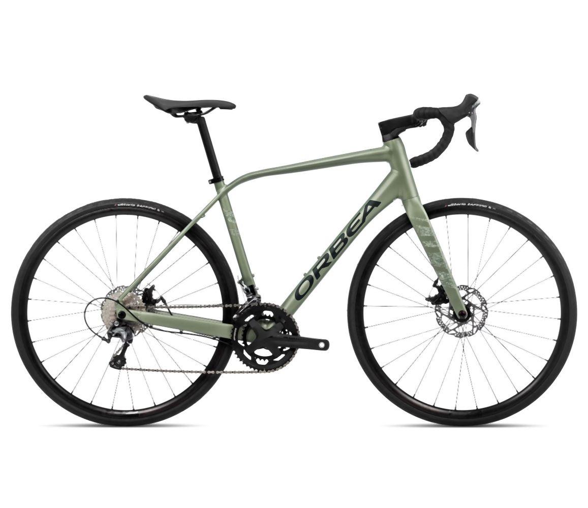 orbea-23-avant-h40-metallic-green-artichoke-2023-liquid-life-36763449131317.jpg Orbea AVANT H40 Metallic Green Artichoke – Image 1