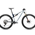 Orbea OIZ M10 Halo Silver-Blue Carbon View