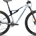 Orbea OIZ M20 Halo Silver-Blue Carbon View